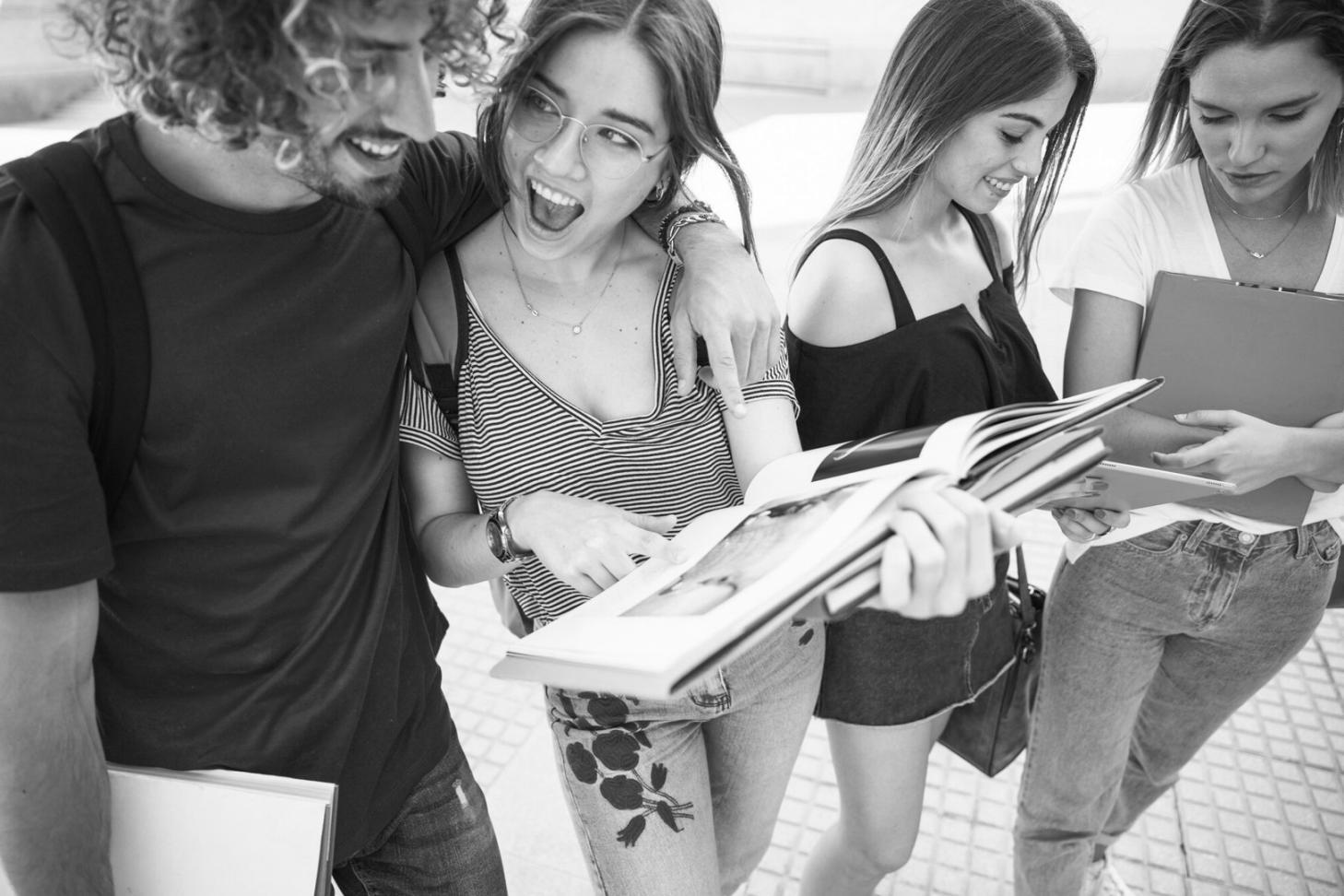 Herramientas financieras accesibles desde múltiples dispositivos